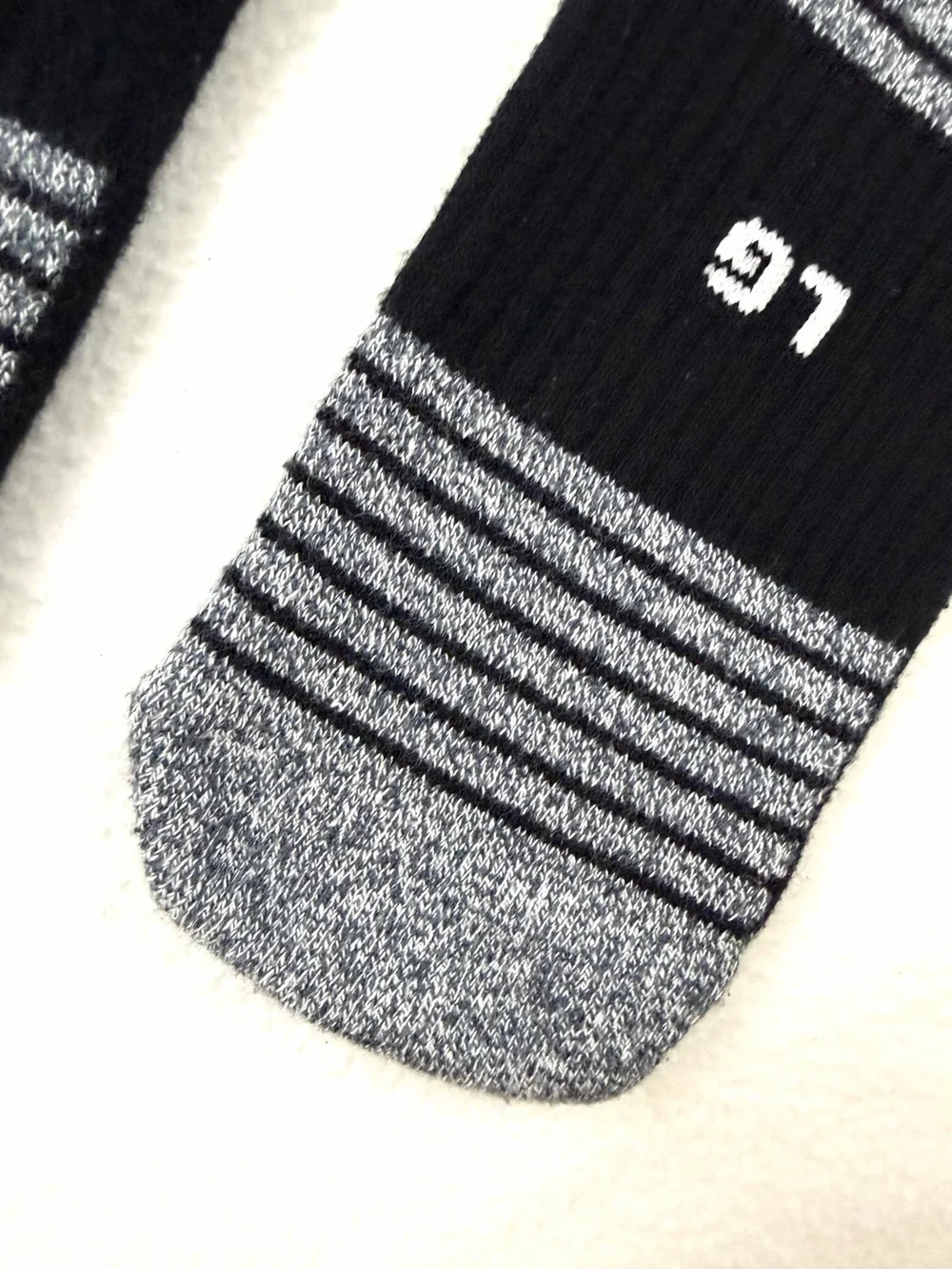 NWOT Adidas Unisex 2 Pair Lot-Black Padded Basketball Athletic Perf Socks (L)
